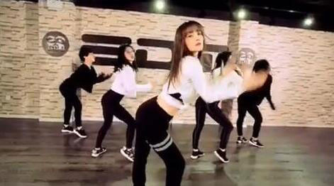 ��С��Ը��赸