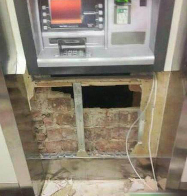 Ů8̨ATM