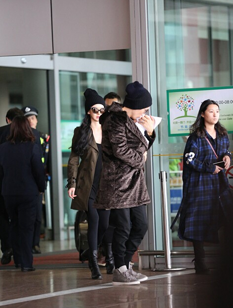 ��ޱ�����Ӵ�Ů�ع� ����������������Ļ���