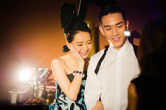 ��ޱ�����Ӵ�Ů�ع� ����������������Ļ���